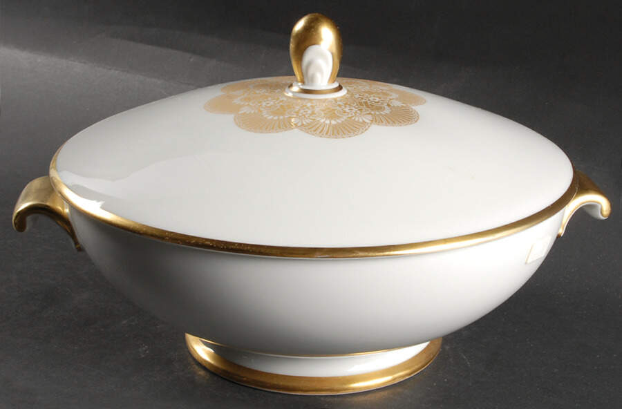 1473 (Aida, White) Round Covered Vegetable by Rosenthal - Continental-1