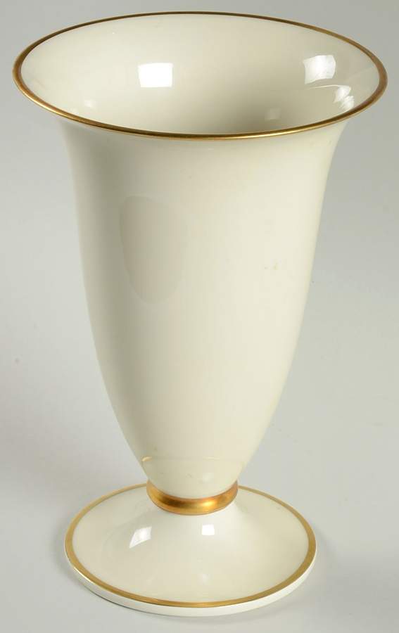 1473 (Aida, Cream) 9" Vase by Rosenthal - Continental-1