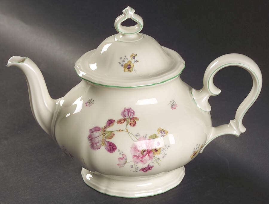 2664 (Chippendale, Cream, Green Trim) Teapot & Lid by Rosenthal - Continental-1