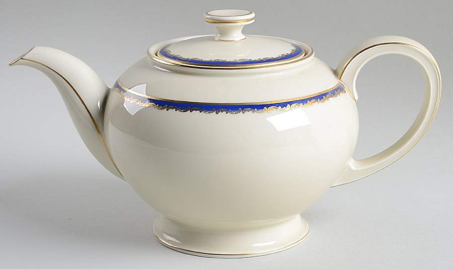 2917 Teapot & Lid by Rosenthal - Continental-1