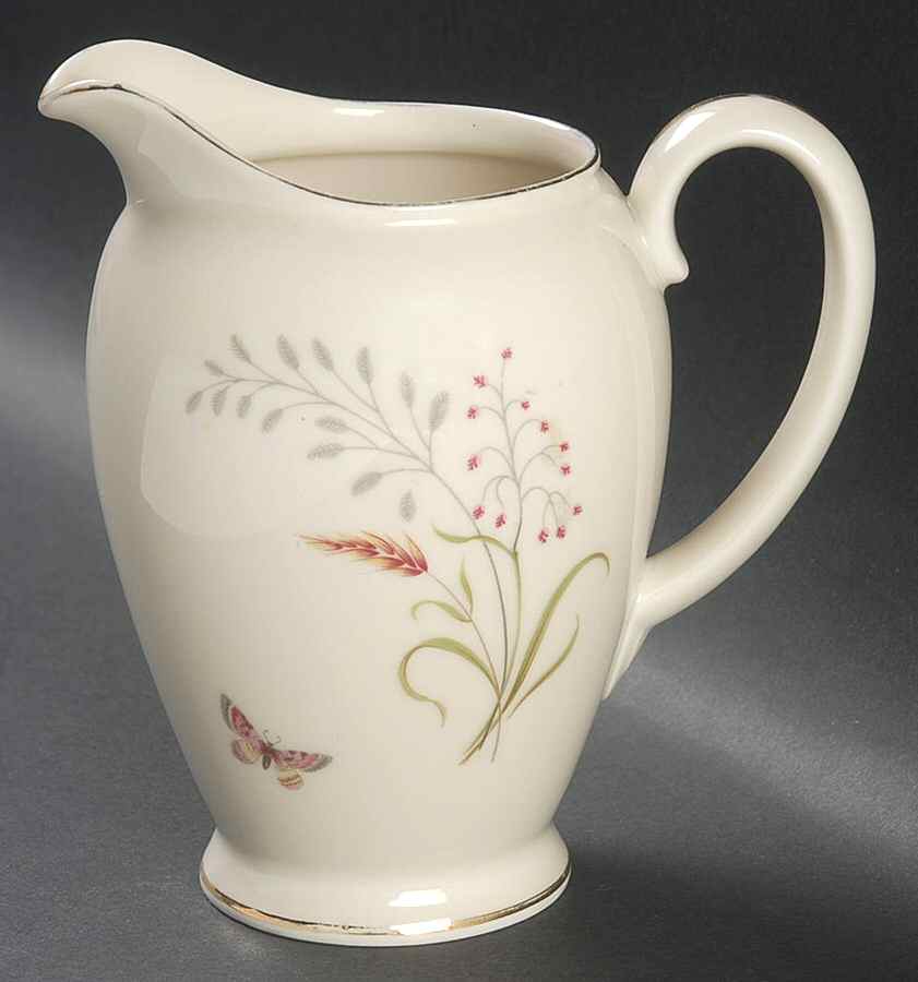 3162 (Aida, Cream) 16 Oz Pitcher by Rosenthal - Continental-1