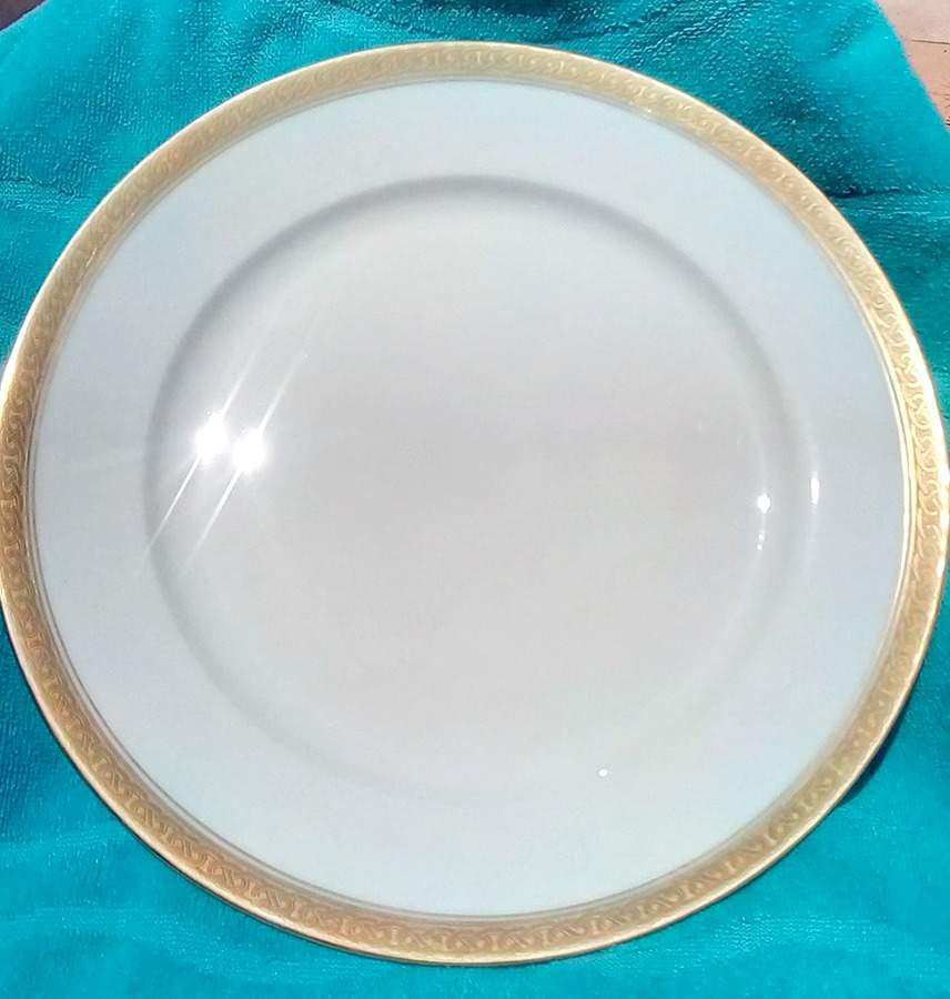 3177 Dinner Plate by Rosenthal - Continental-1