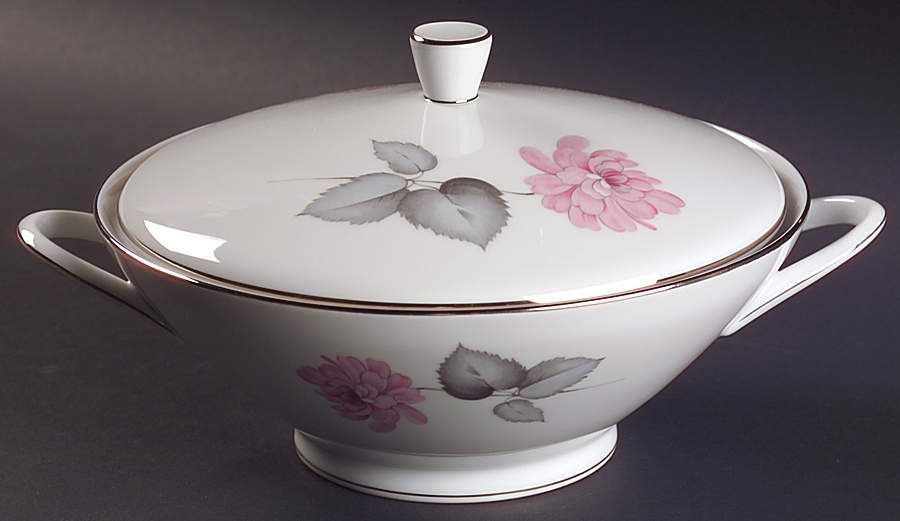3369 Round Covered Vegetable by Rosenthal - Continental-1
