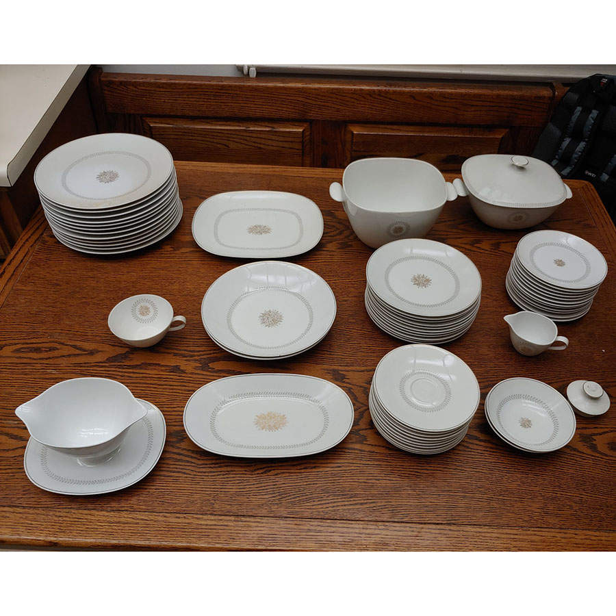 3386 Dinner Plate by Rosenthal - Continental-1