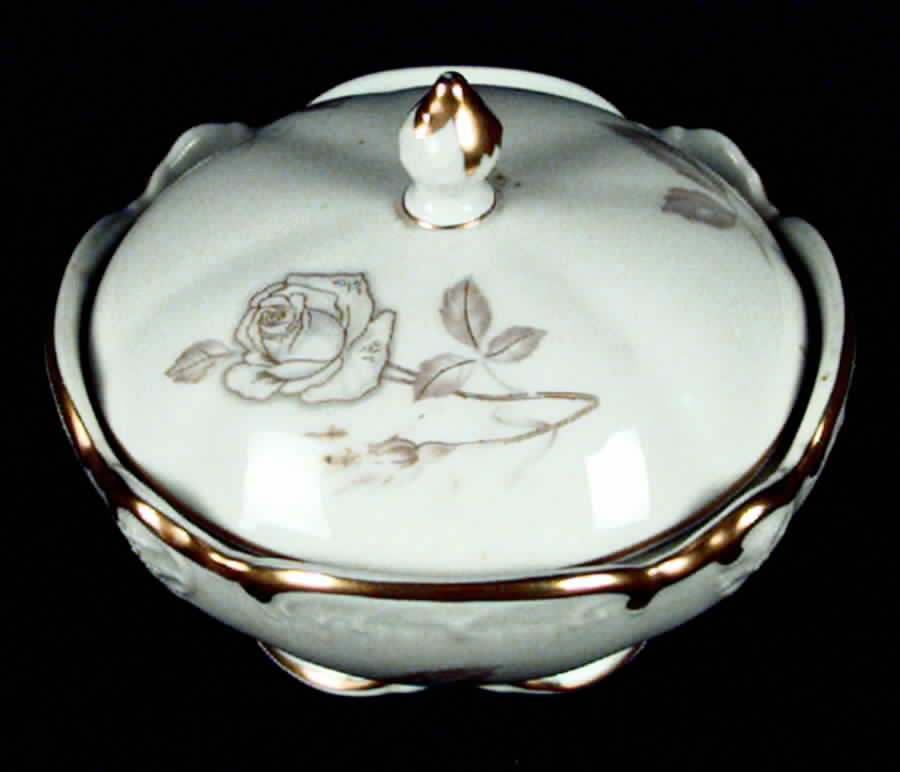 3432 (Moliere) Sugar Bowl & Lid by Rosenthal - Continental-1