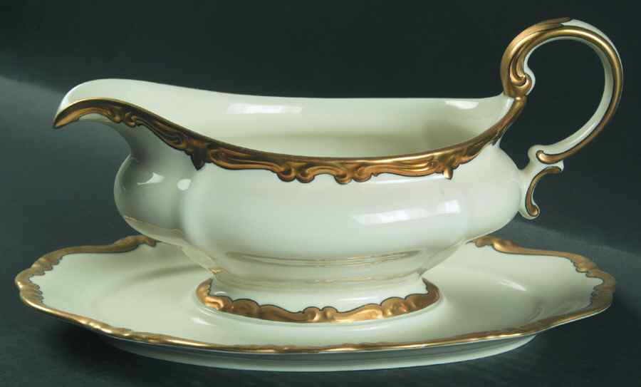 5647 (Ivory Background, Black Line) Gravy Boat with Attached Underplate by Rosenthal - Continental-1