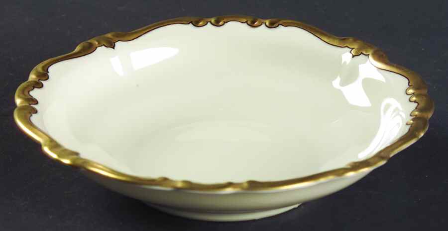 5647 (Ivory Background, Black Line) Fruit/Dessert (Sauce) Bowl by Rosenthal - Continental-1