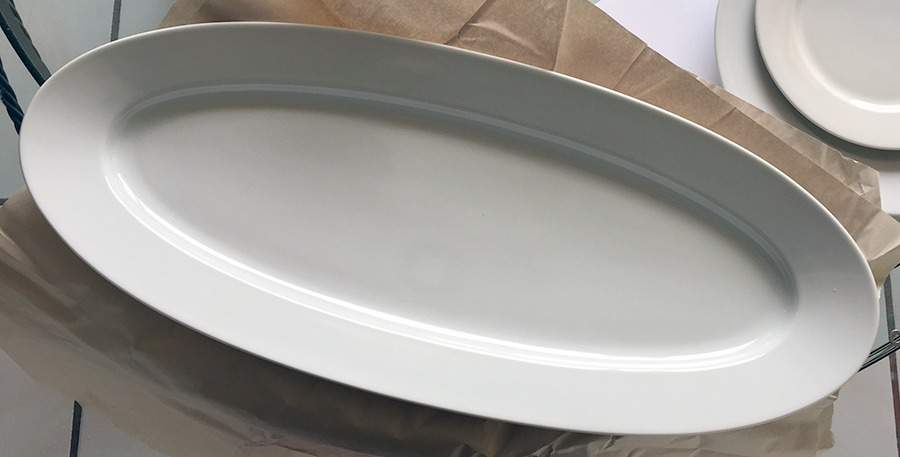 Aida (White) 24" Fish Platter by Rosenthal - Continental-1