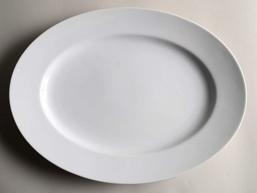 Aida (White) 14" Oval Serving Platter by Rosenthal - Continental-1