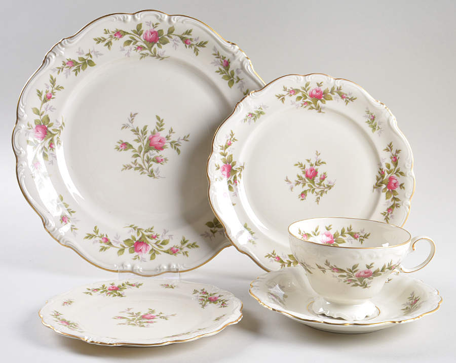 Antoinette (Pompadour Shape) 5 Piece Place Setting by Rosenthal - Continental-1