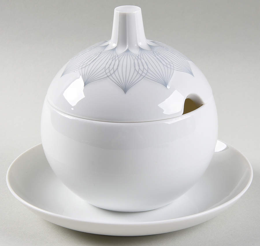 Ballet Gravy Boat w/Attached Underplate & Lid by Rosenthal - Continental-1