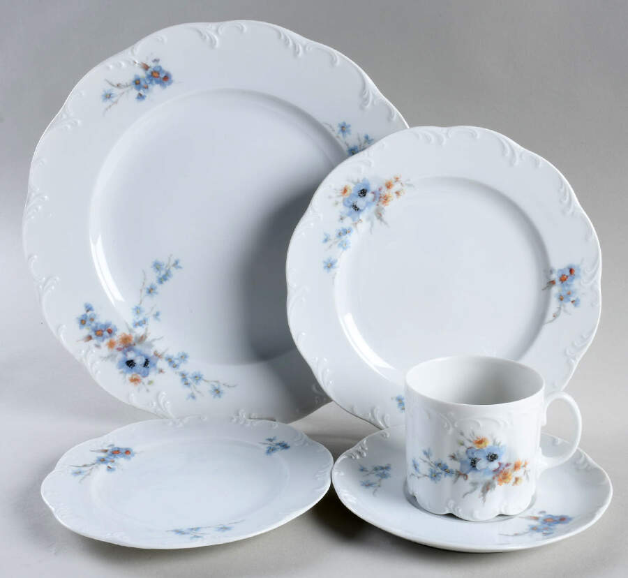Belvedere (Monbijou Shape) 5 Piece Place Setting by Rosenthal - Continental-1