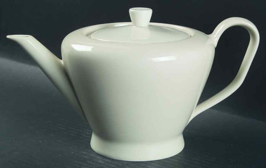 Bettina Ivory Teapot & Lid by Rosenthal - Continental-1