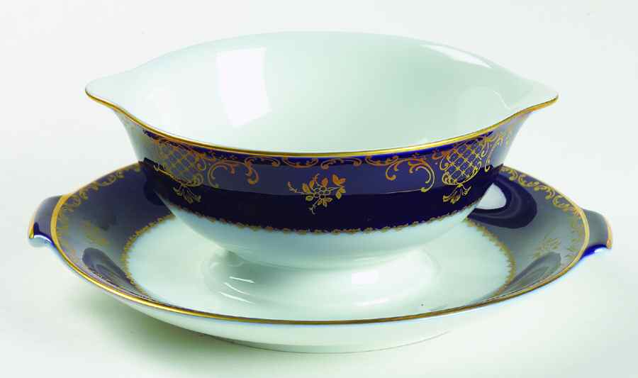 Charlemagne Round Gravy Boat/Attached Underplate by Rosenthal - Continental-1