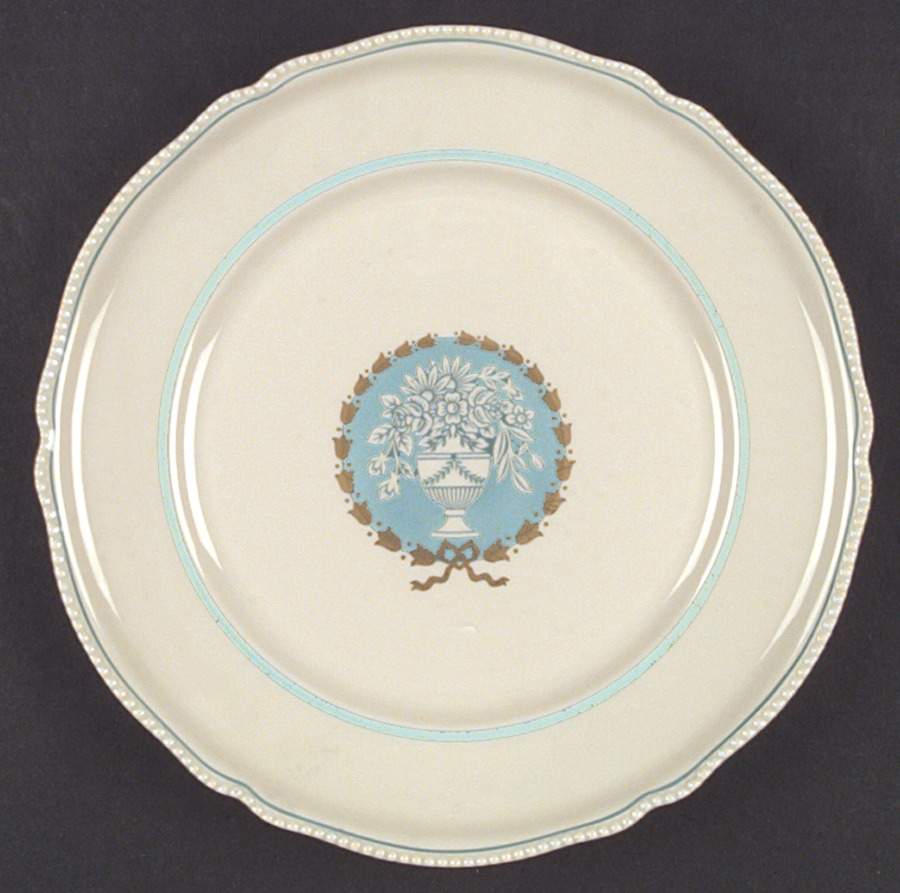 Classic (Light Blue Center with Vase) Dinner Plate by Rosenthal - Continental-1