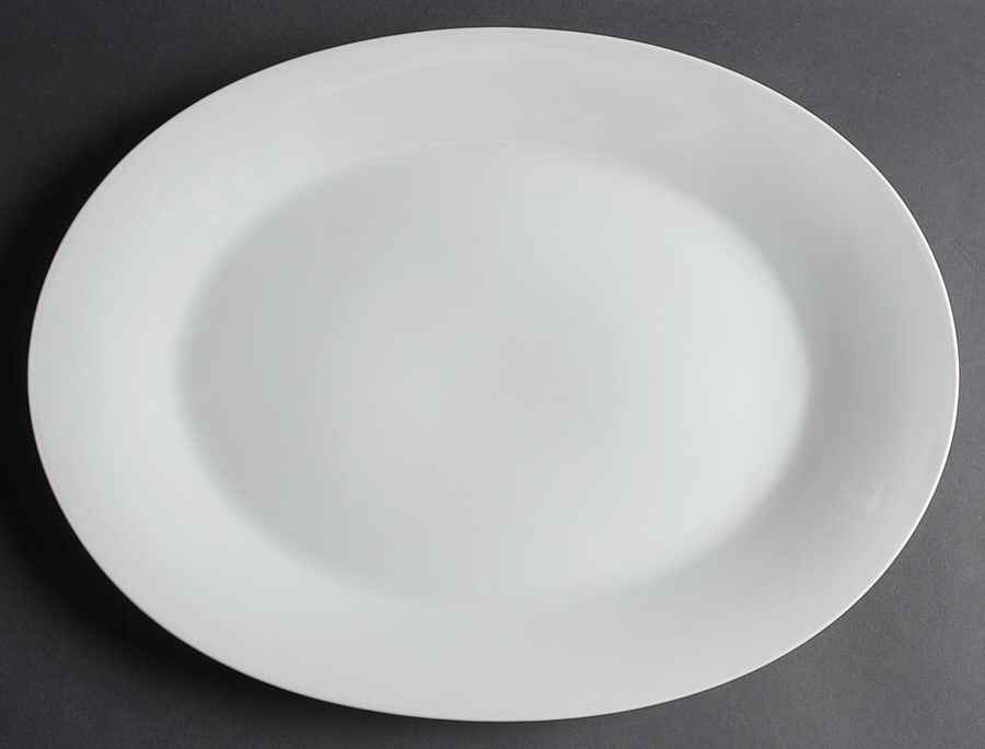 Classic Modern White 17" Oval Serving Platter by Rosenthal - Continental-1