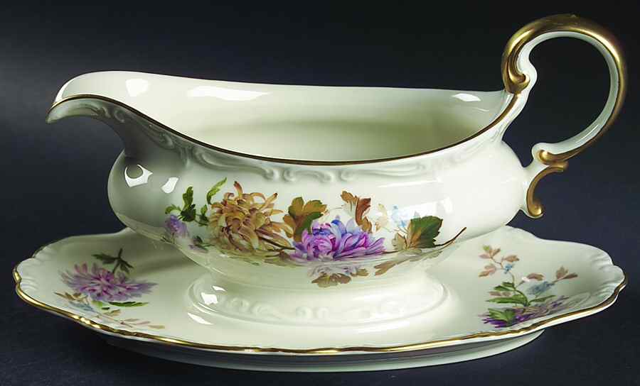 Daphne (Pompadour) Gravy Boat with Attached Underplate by Rosenthal - Continental-1