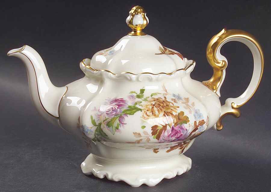Daphne (Pompadour) Small Teapot & Lid by Rosenthal - Continental-1