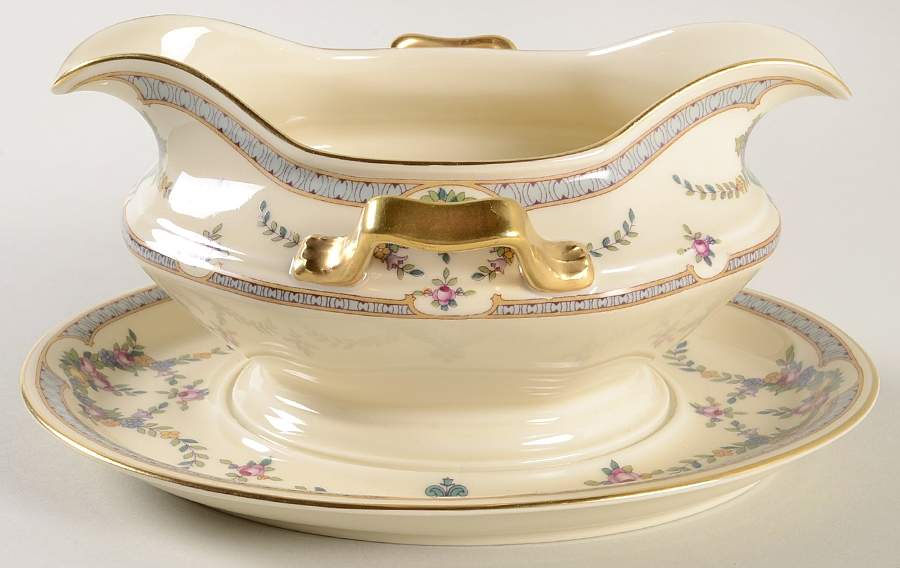 Daphne Gravy Boat with Attached Underplate by Rosenthal - Continental-1