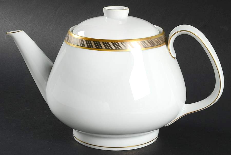 Desiree (Coupe Shape) Teapot & Lid by Rosenthal - Continental-1