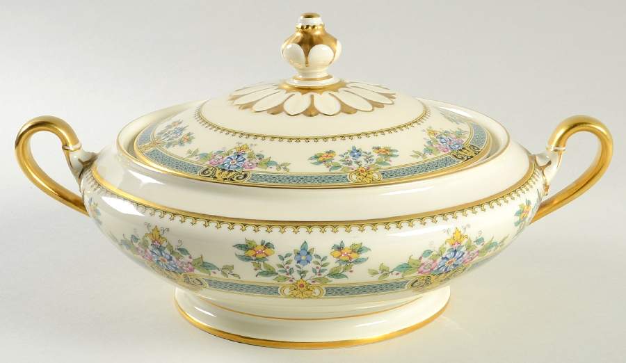 Devonshire Round Covered Vegetable by Rosenthal - Continental-1