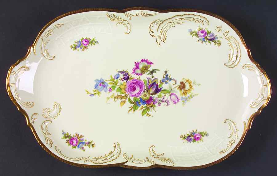 Diplomat (Center Gold) 15" Oval Serving Platter by Rosenthal - Continental-1