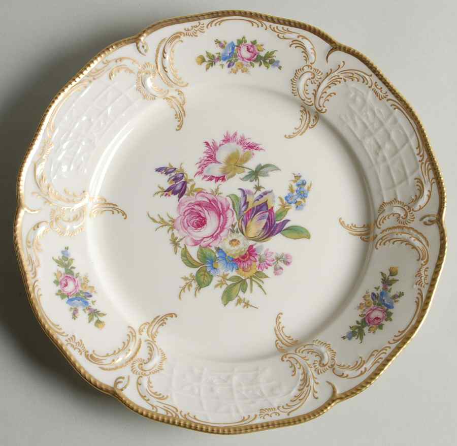 Diplomat (Center Gold) Luncheon Plate by Rosenthal - Continental-1
