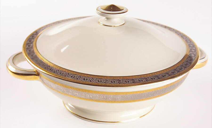 Duchess Round Covered Vegetable by Rosenthal - Continental-1