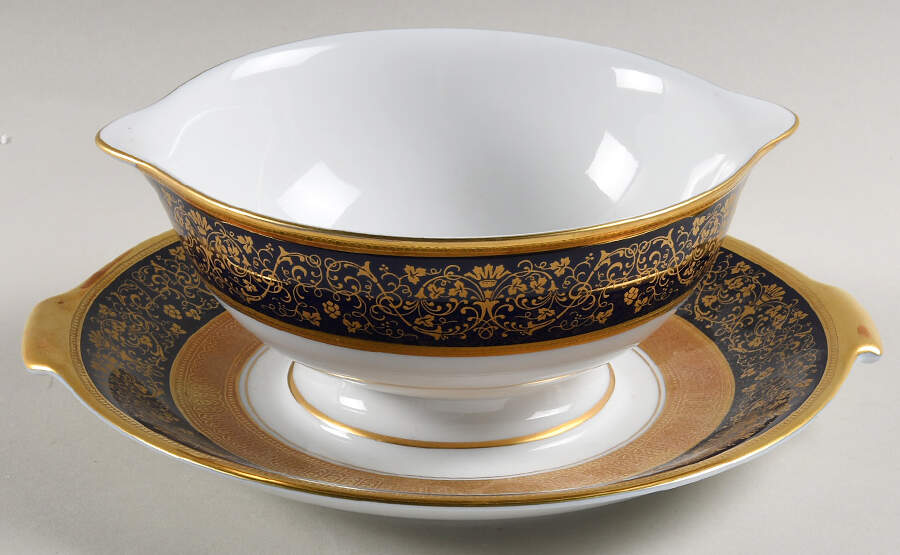 Dynasty (Disc. 1992) Gravy Boat with Attached Underplate by Rosenthal - Continental-1