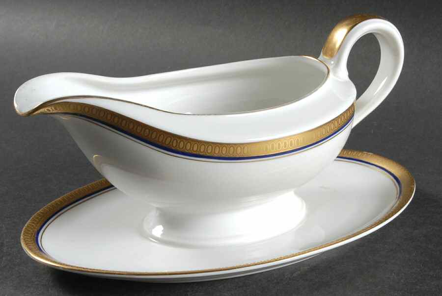 Electra (Aida Shape) Gravy Boat with Attached Underplate by Rosenthal - Continental-1