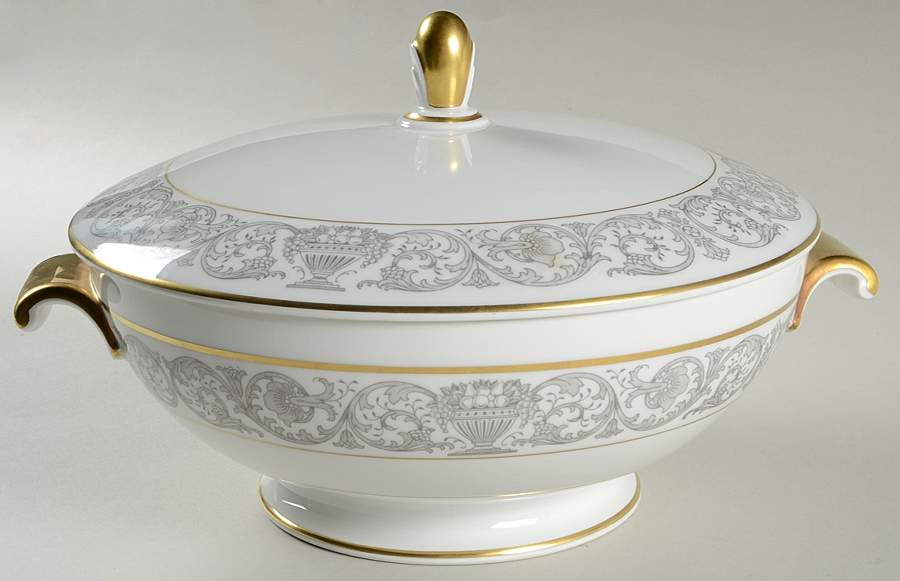 Florentine Gold (Aida) Tureen &  Lid by Rosenthal - Continental-1