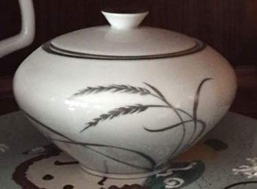 Flowing Wheat Sugar Bowl & Lid by Rosenthal - Continental-1