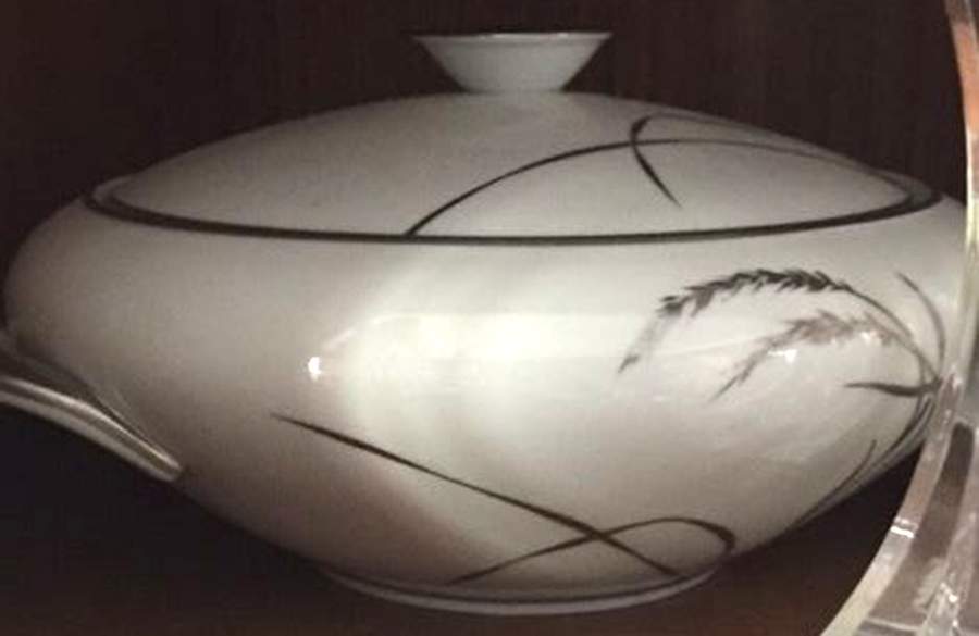 Flowing Wheat Round Covered Vegetable by Rosenthal - Continental-1