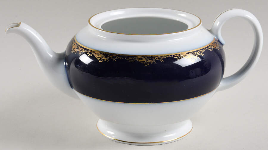 Frederick The Great Teapot No Lid by Rosenthal - Continental-1