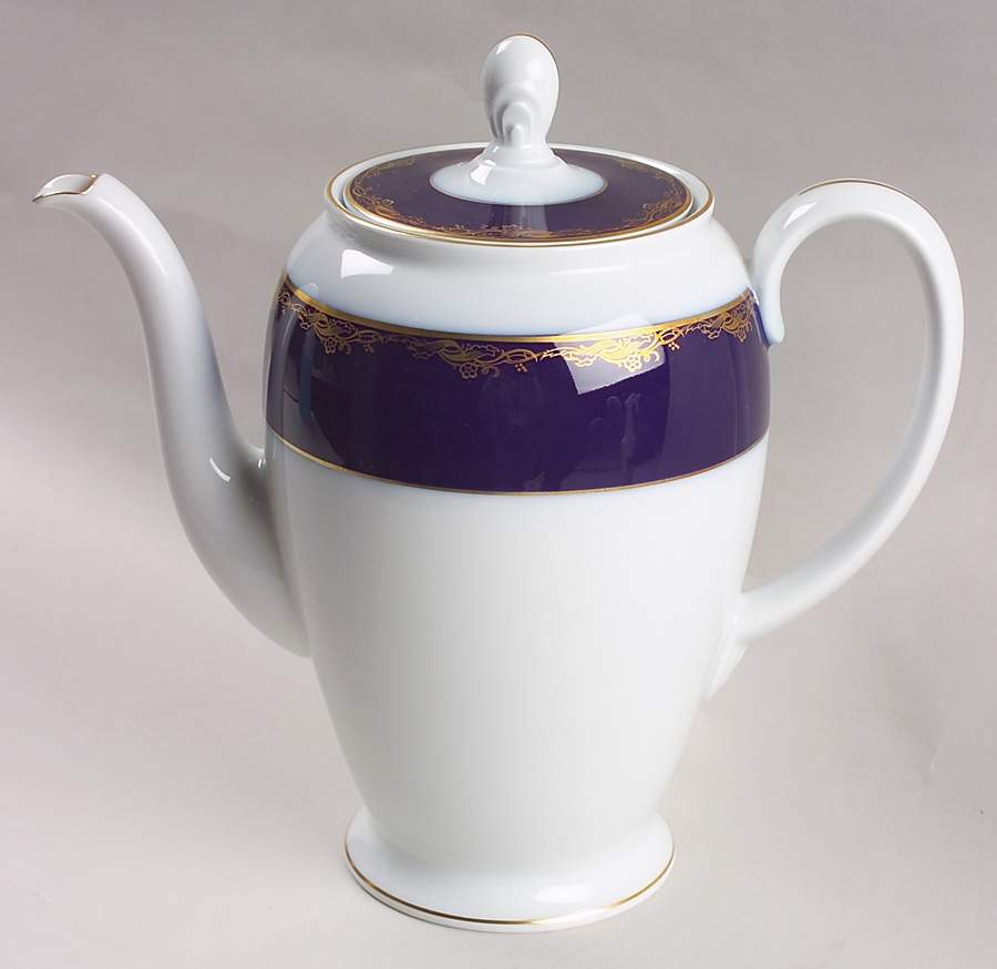 Frederick The Great Coffee Pot & Lid by Rosenthal - Continental-1