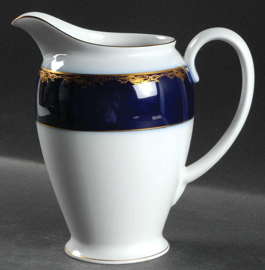 Frederick The Great 32 Oz Pitcher by Rosenthal - Continental-1