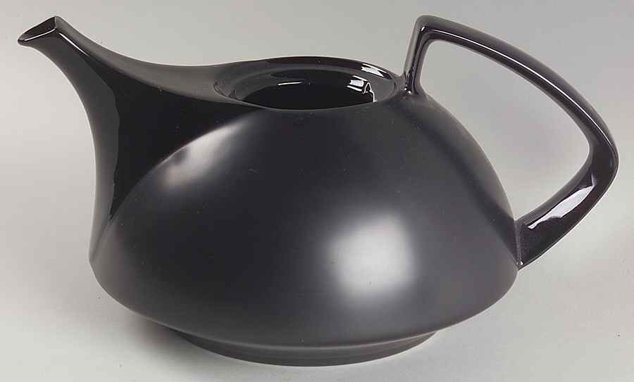 Gropius Black Teapot No Lid by Rosenthal - Continental-1