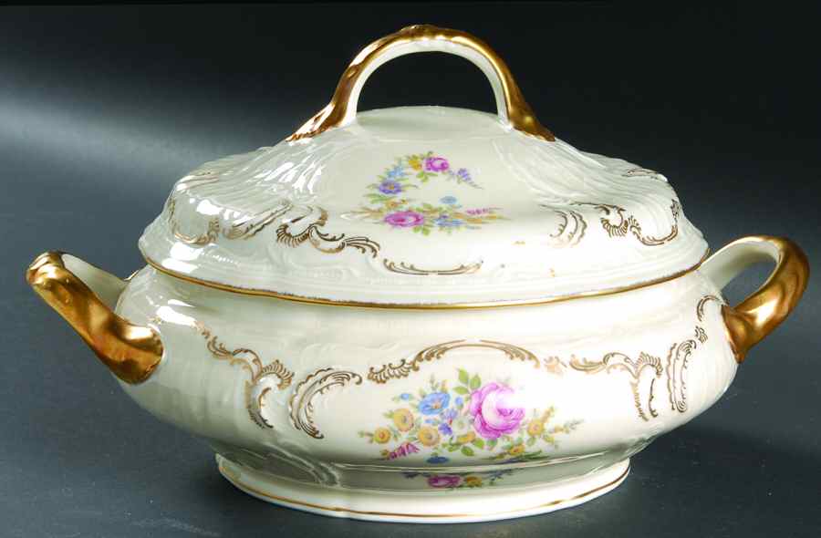 Heirloom Round Covered Vegetable by Rosenthal - Continental-1