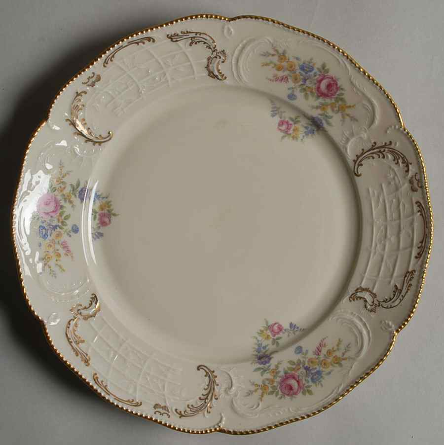 Heirloom Luncheon Plate by Rosenthal - Continental-1