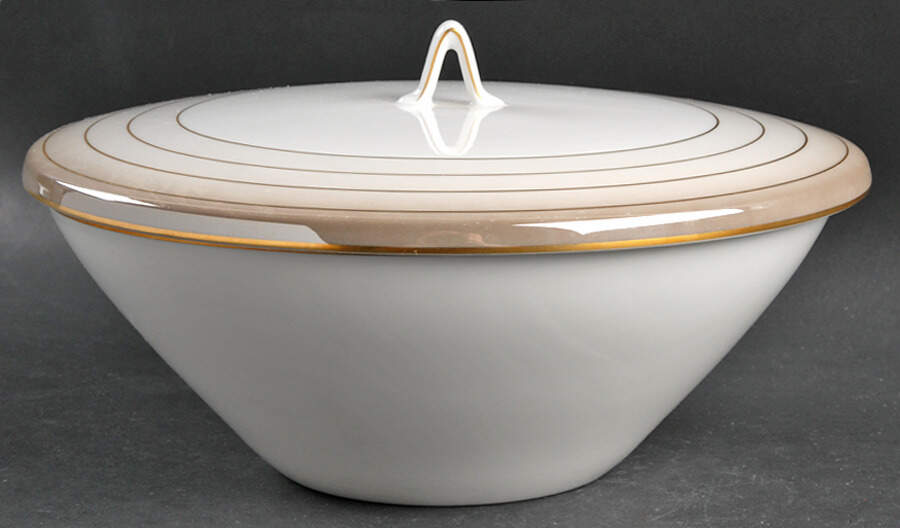 Iris (Classic Modern) Round Covered Vegetable-Uses RV9 as Base+CVLRV9 by Rosenthal - Continental-1