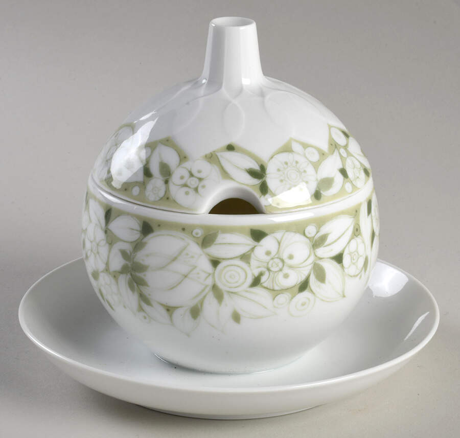 Jade Gravy Boat w/Attached Underplate & Lid by Rosenthal - Continental-1