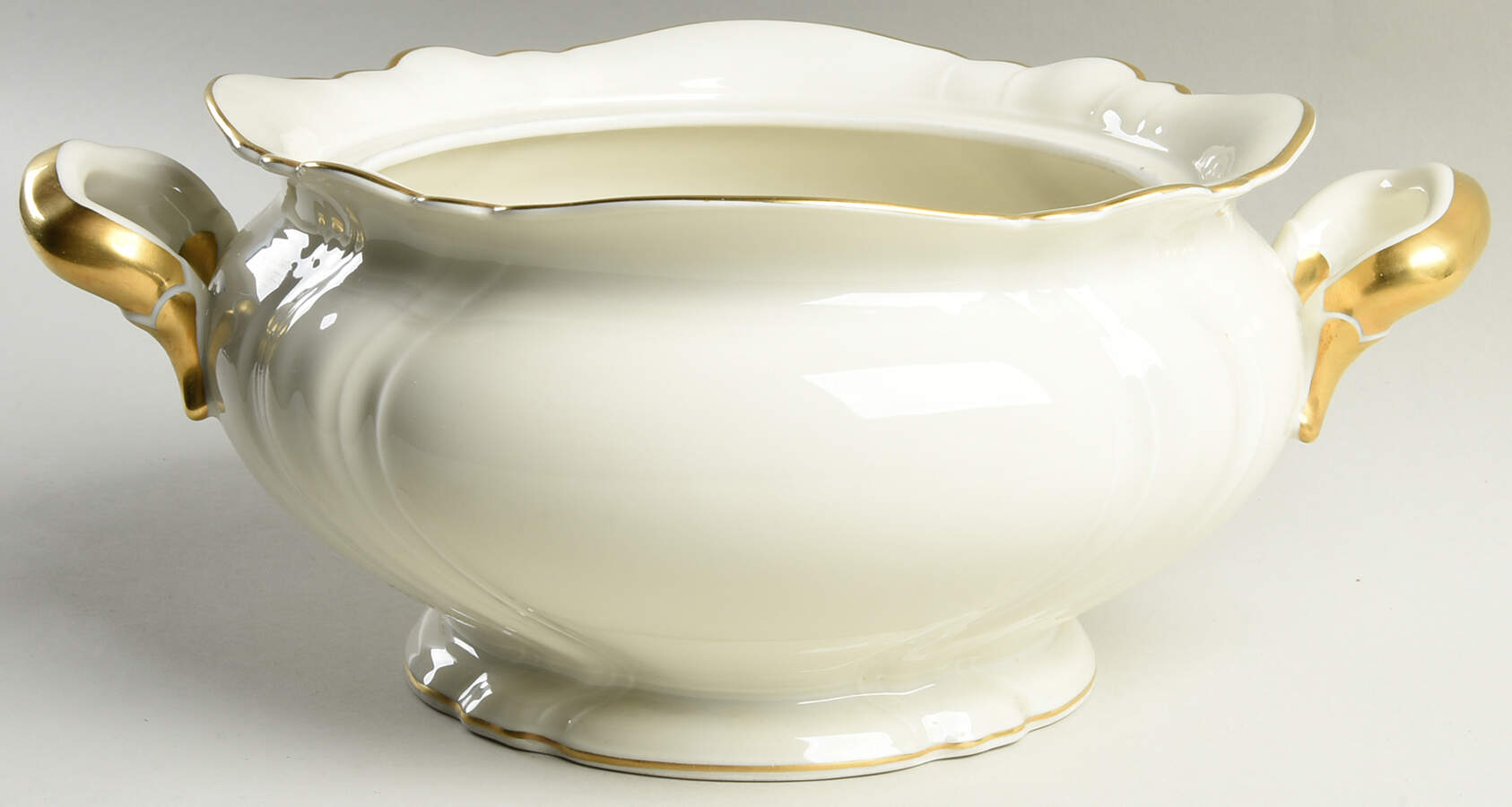 K2331-2331 (Viktoria Shape) Tureen No Lid by Rosenthal - Continental-1