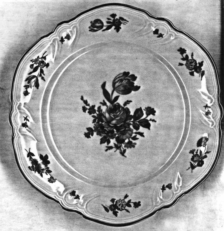 K2875 Dinner Plate by Rosenthal - Continental-1