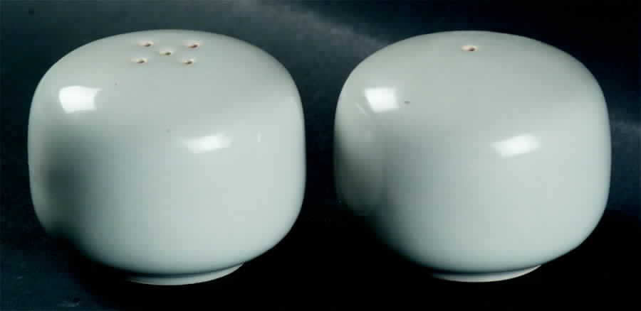 Kaari Grey Salt & Pepper Set by Rosenthal - Continental-1