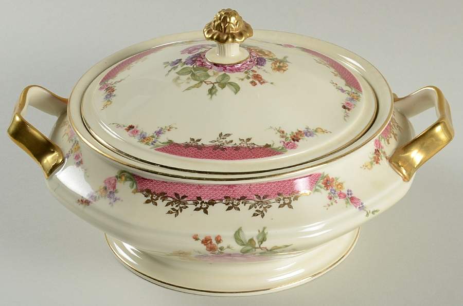 King's Rose (Cream Background, Smooth) Round Covered Vegetable by Rosenthal - Continental-1