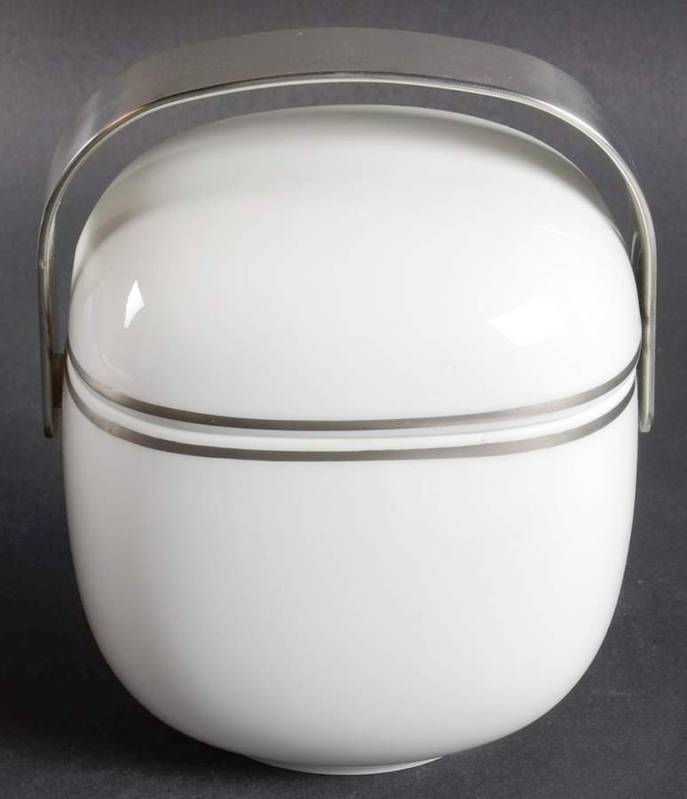 Lanka Suomi Sauce Boat & Lid by Rosenthal - Continental-1