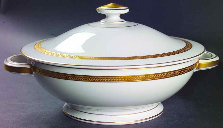 Laurel Wreath Round Covered Vegetable by Rosenthal - Continental-1