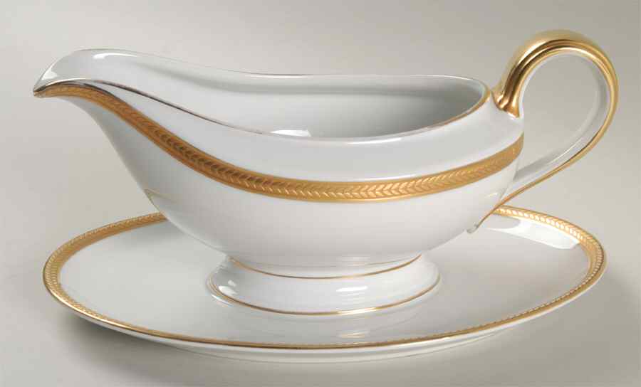 Laurel Wreath Gravy Boat with Attached Underplate by Rosenthal - Continental-1