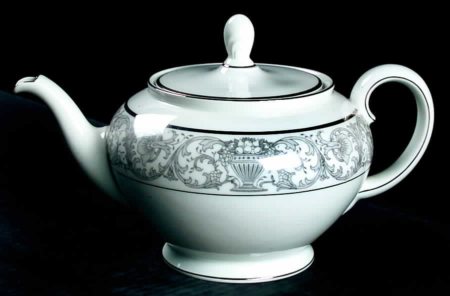 Leonardo Teapot & Lid by Rosenthal - Continental-1