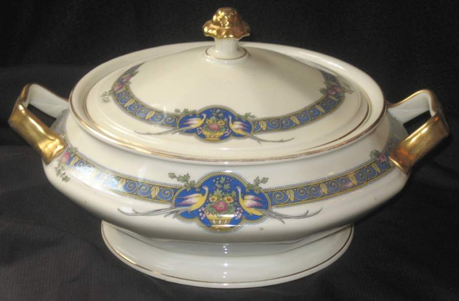 The Lido Round Covered Vegetable by Rosenthal - Continental-1